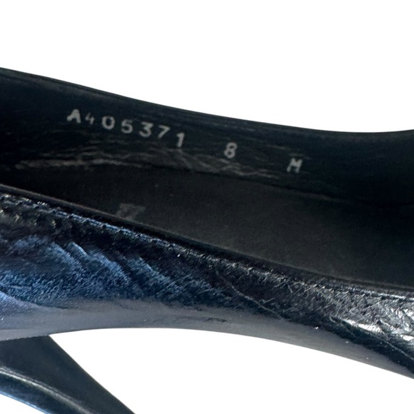 Stuart Weitzman Black Stiletto Pump 8 - Picture 6 of 6